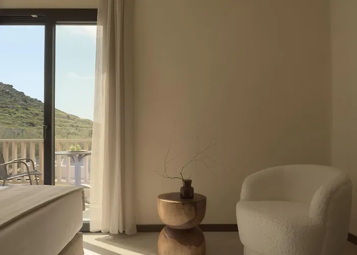 The Key Hotel Mikri Vigla