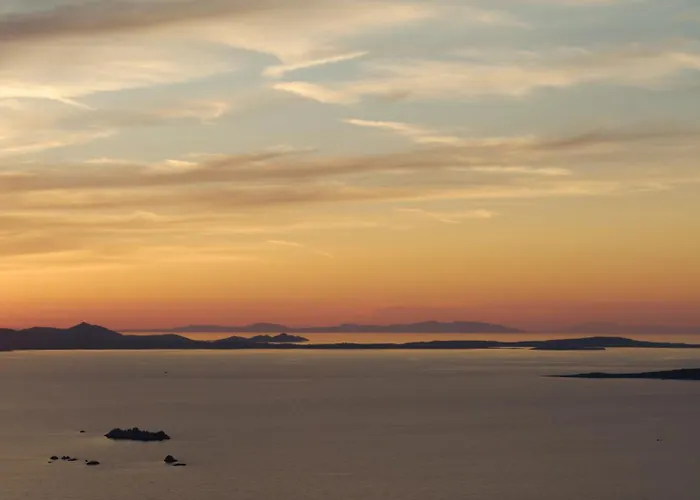 Hotel The Key Mikri Vigla