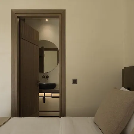The Key Hotel Mikri Vigla