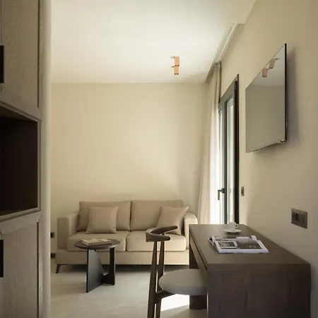 The Key Hotel Mikri Vigla